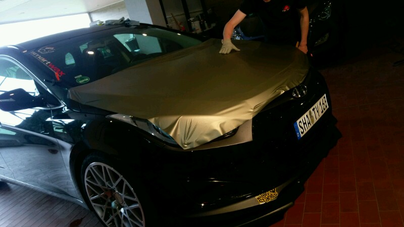 Motorhaube teilfolierung in midnight sand